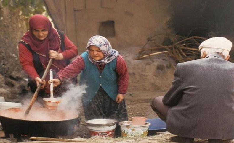 Vardiyası bitmeyen kadın fotoğrafları