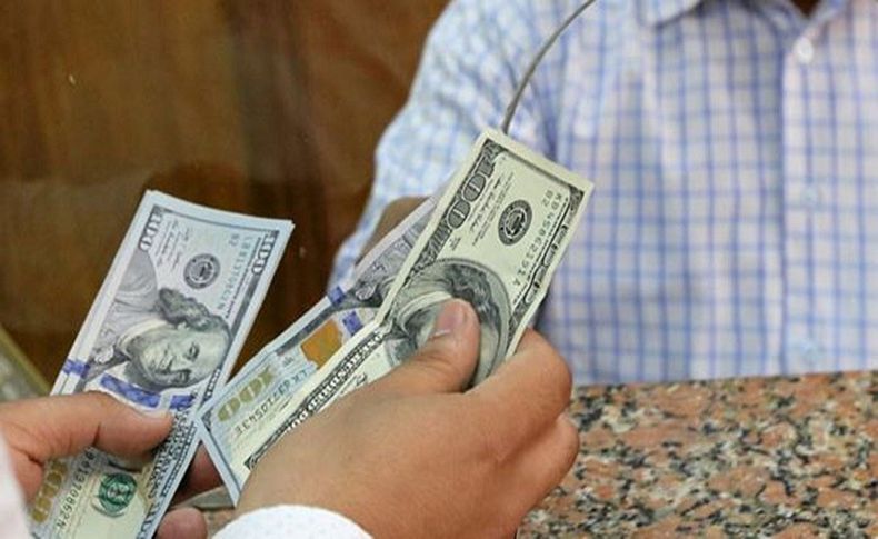 Vatandaş sandığa dolar satıp gitti