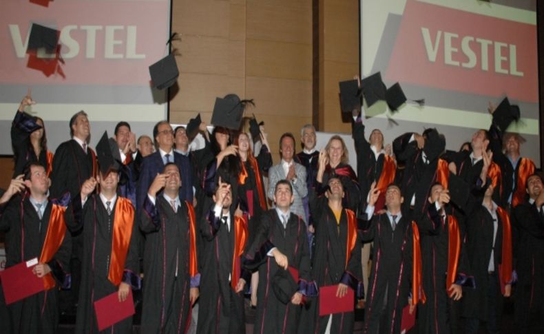 Vestel Teknoloji Akademisi, ilk mezunlarını verdi