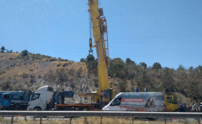 Vinç yandı, trafik sıkıştı