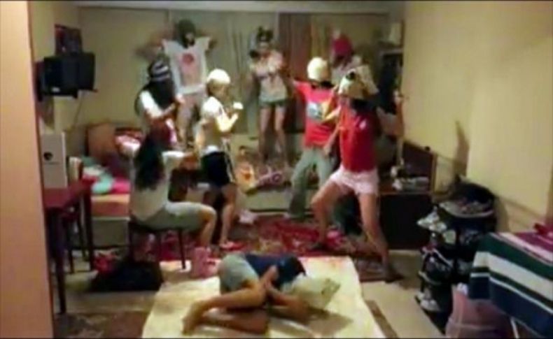 Voleybolculardan Harlem Shake şov