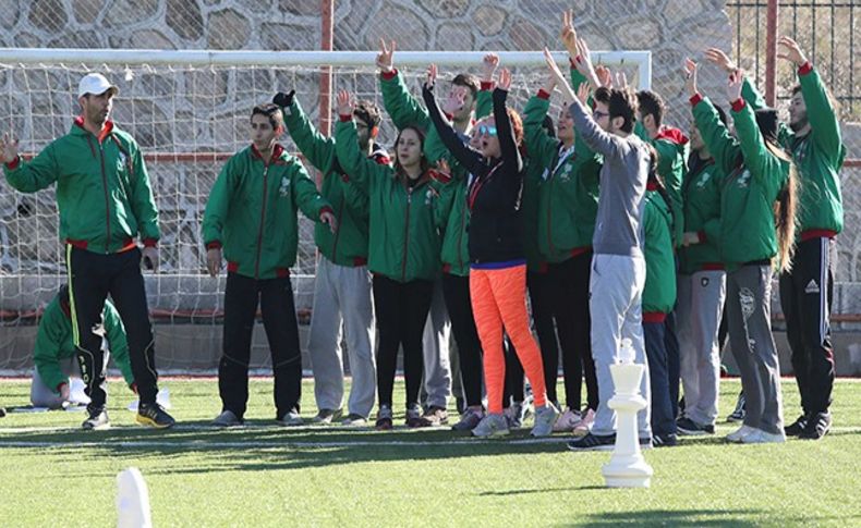 Yamanlar’ın zirvesinde kamp keyfi