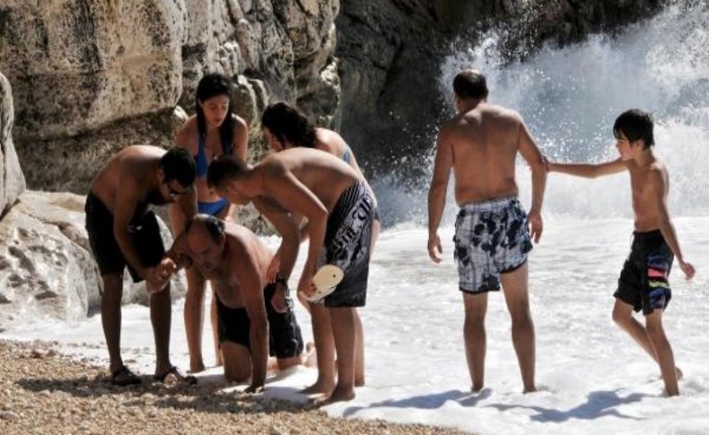 Yağmur Gitti, Plajlar Doldu