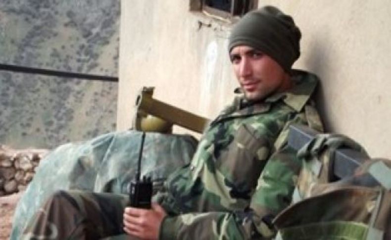 Yangı köyü, şehit asteğmene yanıyor