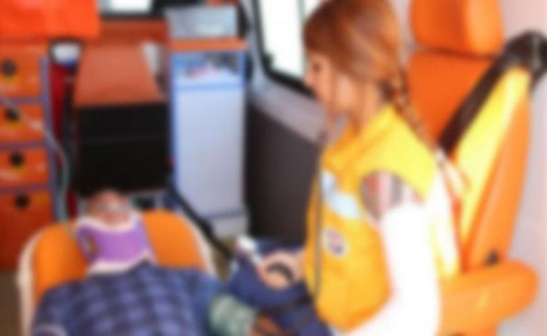 Yaralı gençler ambulansta hemşireyi taciz etti