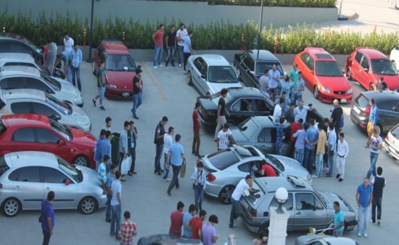 Yaza Veda Şenliği Modifiye Araç Sergisi, sona erdi