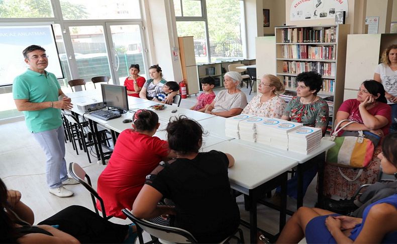 Yazar Kayadibi Bayraklı'da okurlarla buluştu