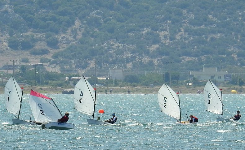 Yelkende Türkiye Optimist Takım Şampiyonası start aldı