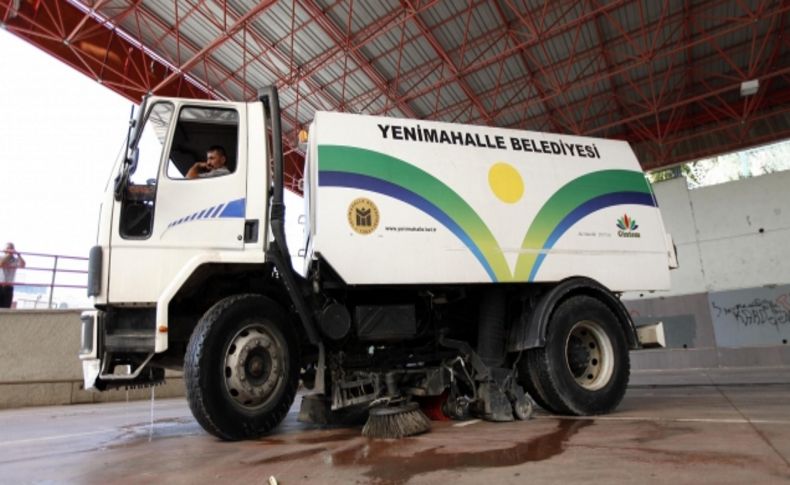 Yenimahalle pazarları temizleniyor