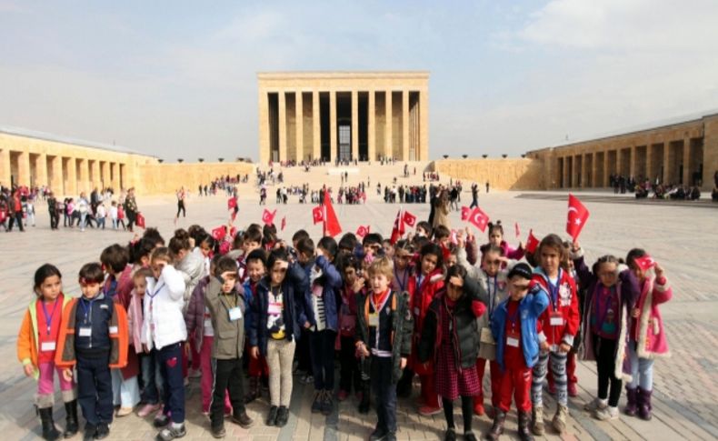 Yenimahalleli minikler Anıtkabir’de