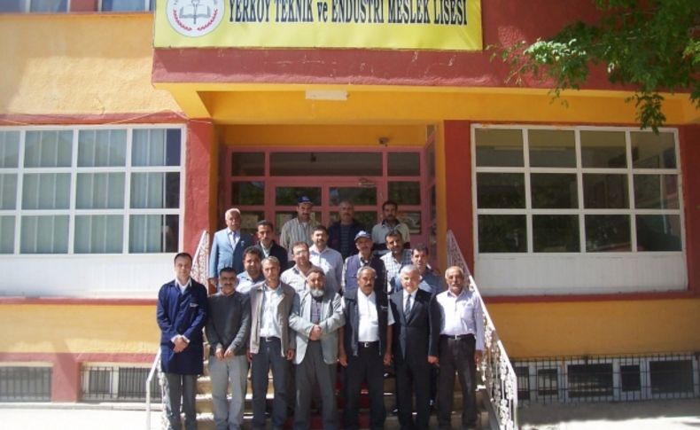 Yerköy’de seramik ustalarına mesleki uyum kursu verildi