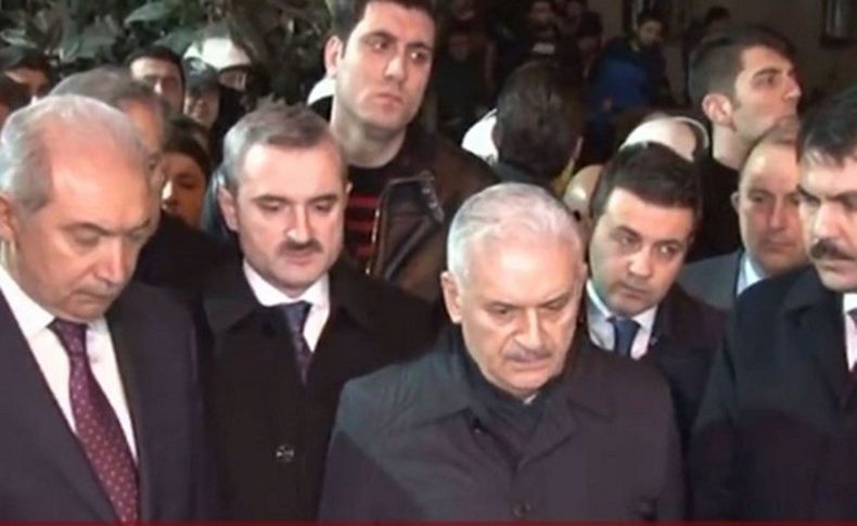 Yıldırım ve bakanlar, çöken binanın olduğu yerde