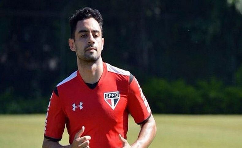 Yıldız futbolcu boğazı kesilerek öldürüldü