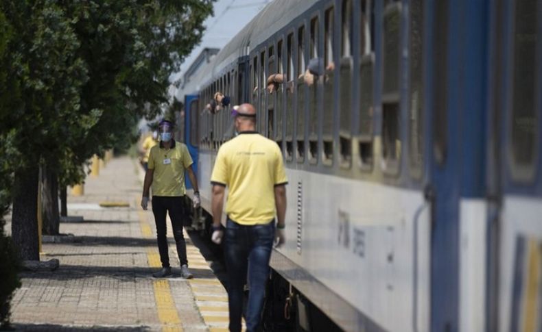 Yılın ilk arabalı treni Kapıkule'den giriş yaptı