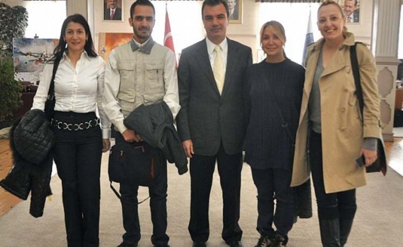 Yonca Evcimik’den gençlere girişimcilik dersi