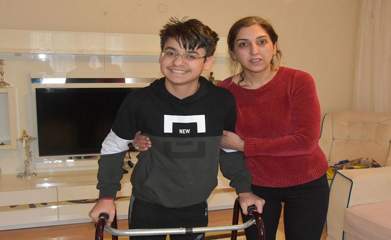 Serebral palsi hastası Çetin yürümek için destek bekliyor... Haluk Levent'e çağrı