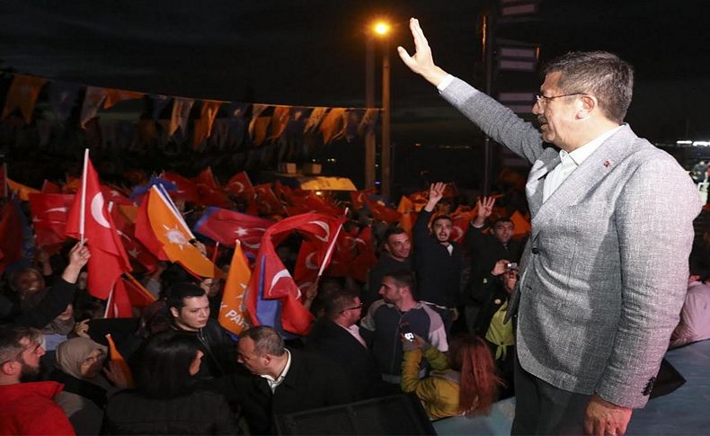 Zeybekci'den kendisine yönelik 'misafir' sözlerine yanıt: Onlardan fazla İzmirliyim