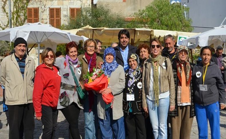 Foça 'Zeytindalı Grubu'ndan Komşu'ya çıkarma