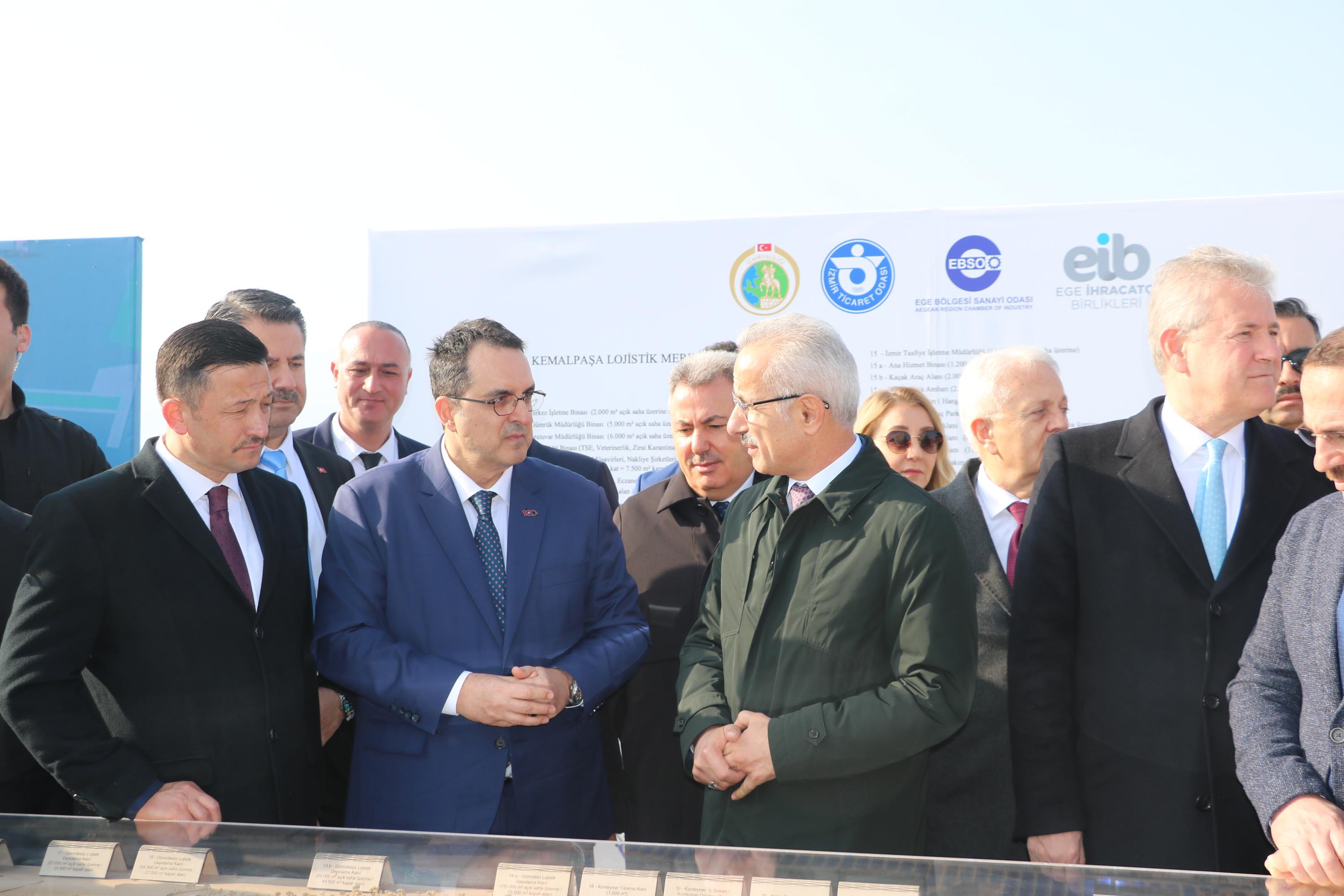 Bakan Uraloğlu İzmir'de