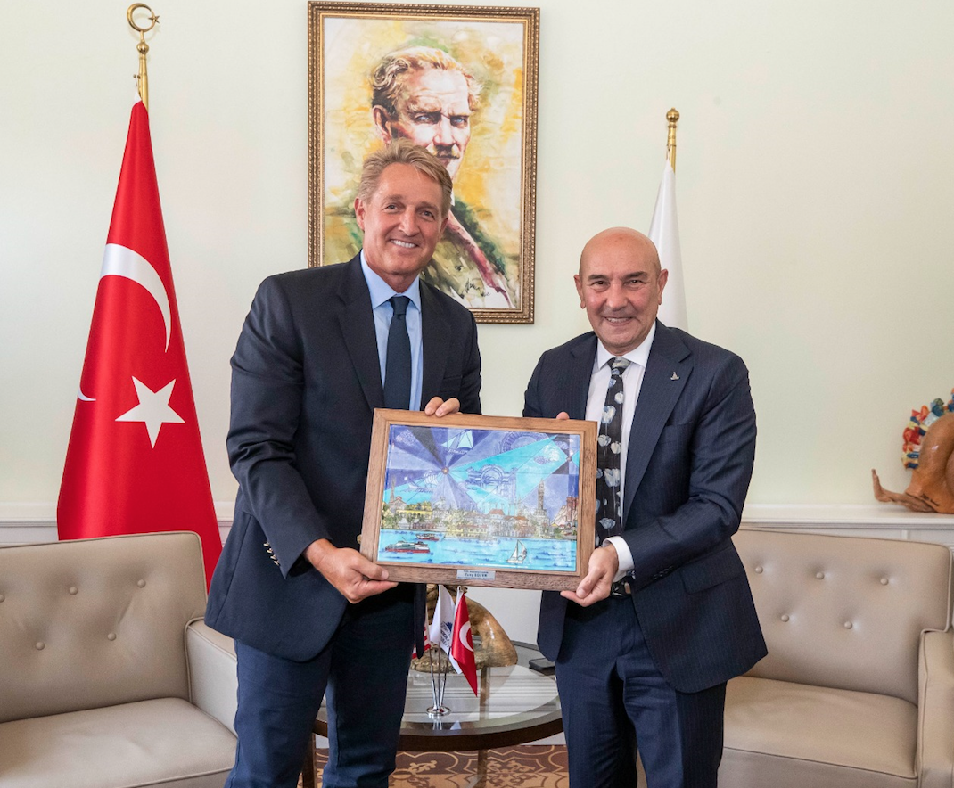 Başkan Soyer ABD Büyükelçisi Jeffry Flake'i ağırladı: Turist sayısı artabilir