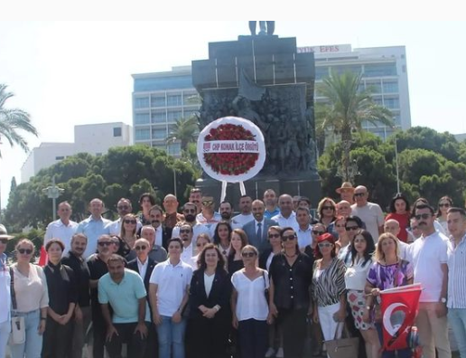 Başkan Batur'dan devir teslim töreninde mesaj: Örgüt varsa biz de varız