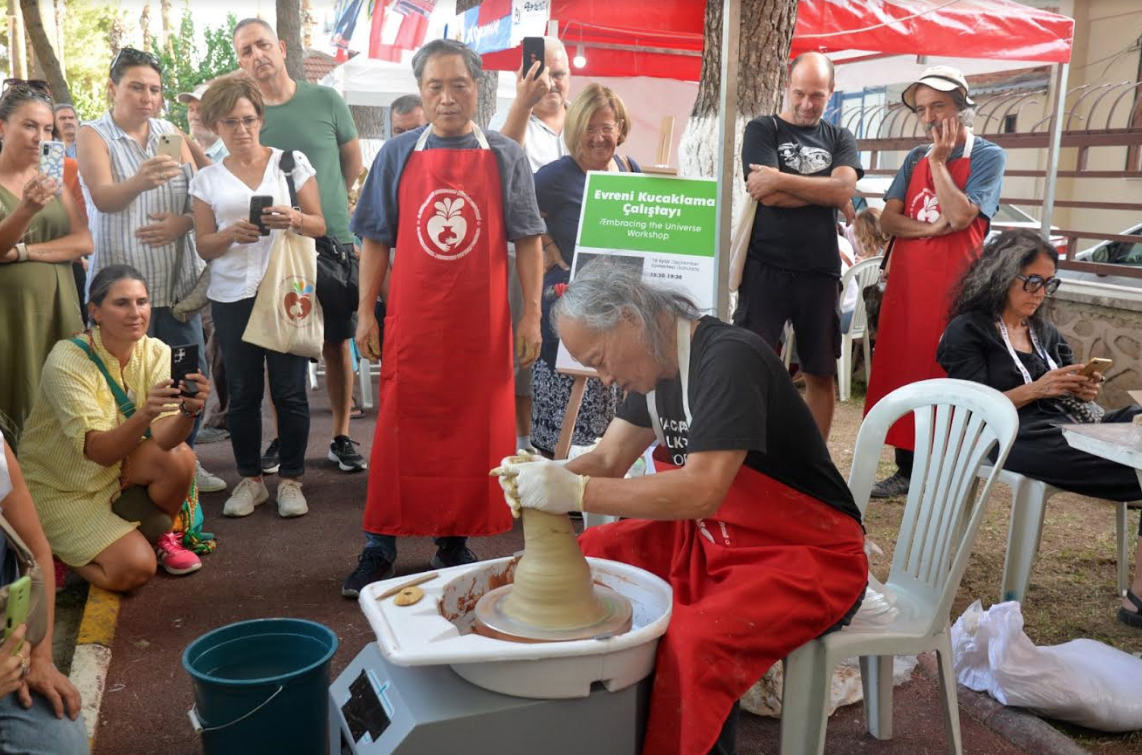 3. ULUSLARARASI MENEMEN ÇÖMLEK FESTİVALİ BAŞLIYOR: BAŞKAN PEHLİVAN'DAN DAVET
