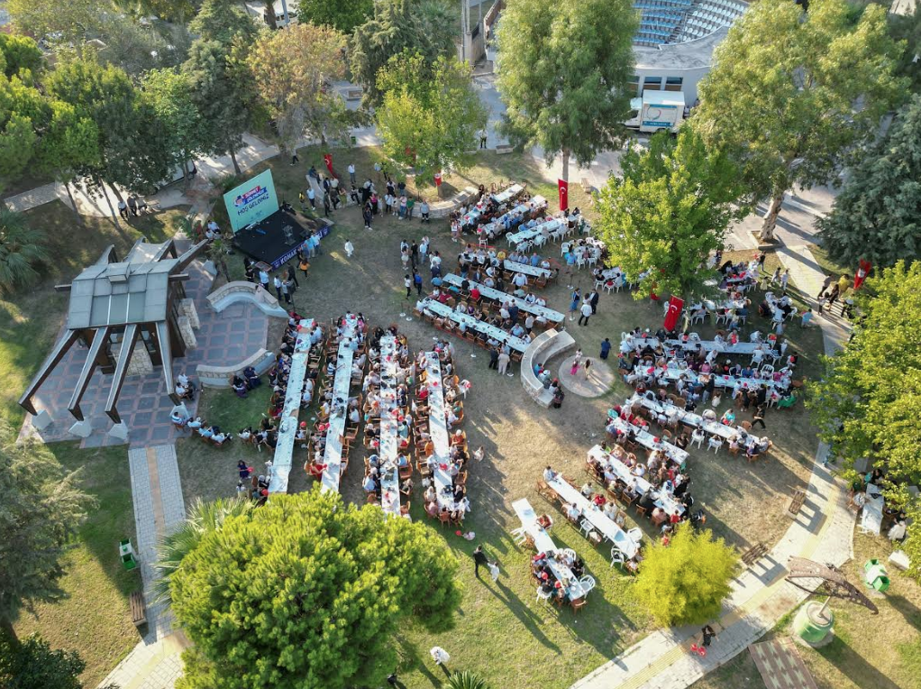 Konak’ta dayanışma şöleni