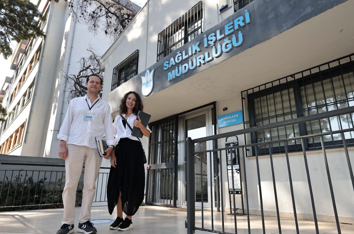 Konak’ta engelleri aşmak için kapı kapı mesai