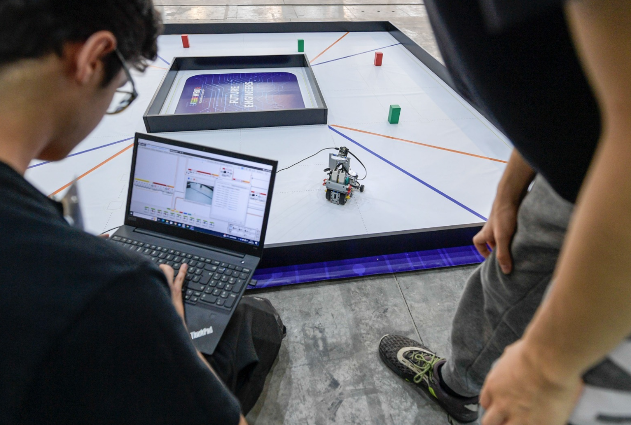 İzmir Dünya Robot Olimpiyatı 2024 finaline ev sahipliği yapmaya hazırlanıyor