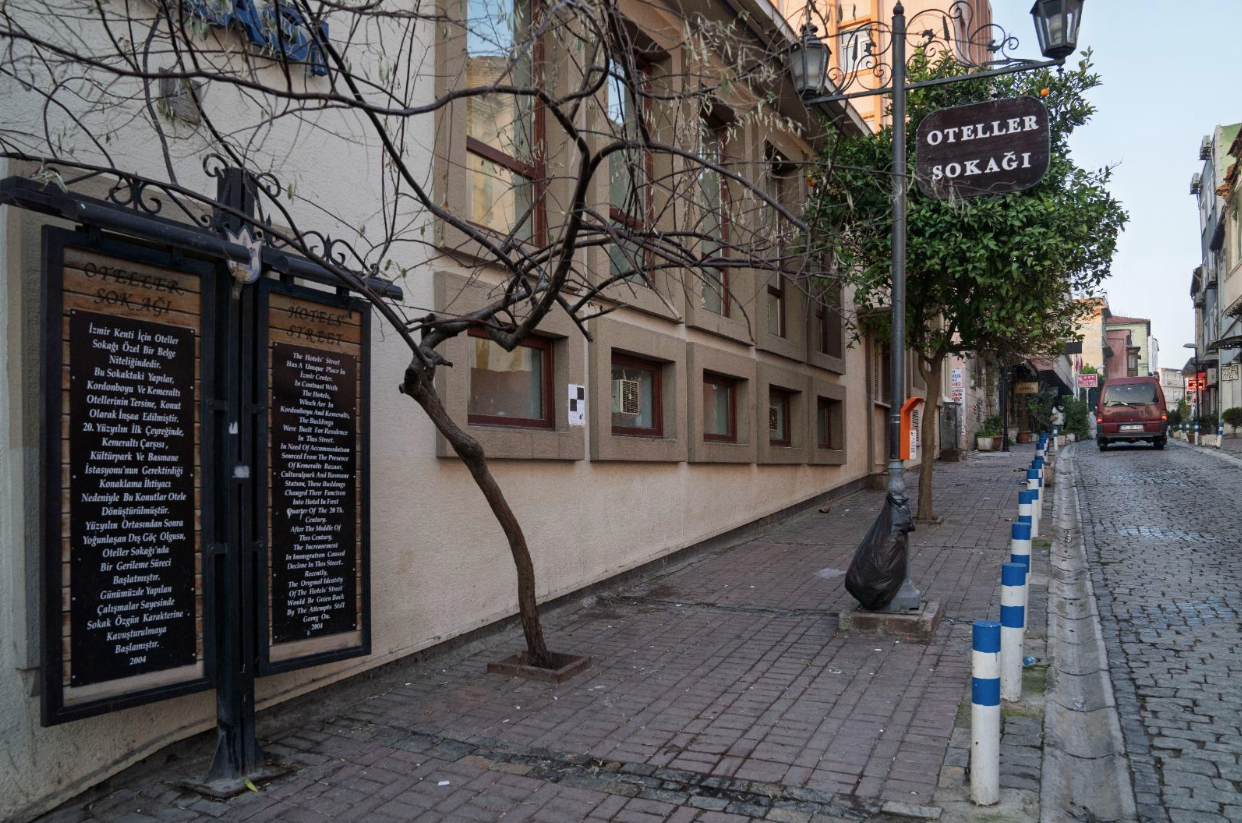 İzmir İtfaiyesi’nin otel denetimleri sürüyor