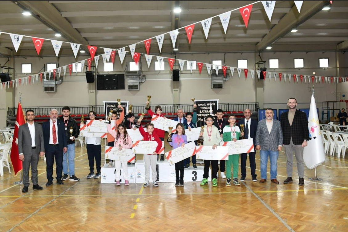 Çiğli Belediyesi’nden Satranç Turnuvası