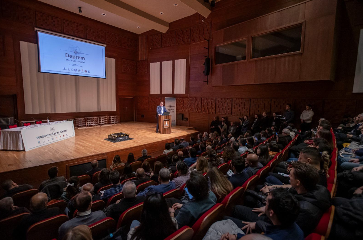 Başkan Tugay’dan kentsel iyileştirme kararlılığı