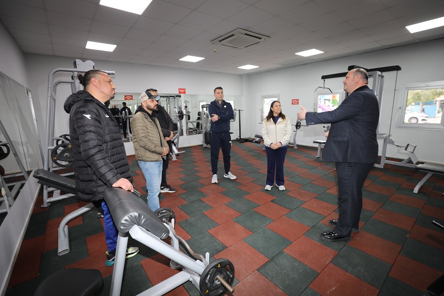 Gümüldür Spor Salonu yenilendi