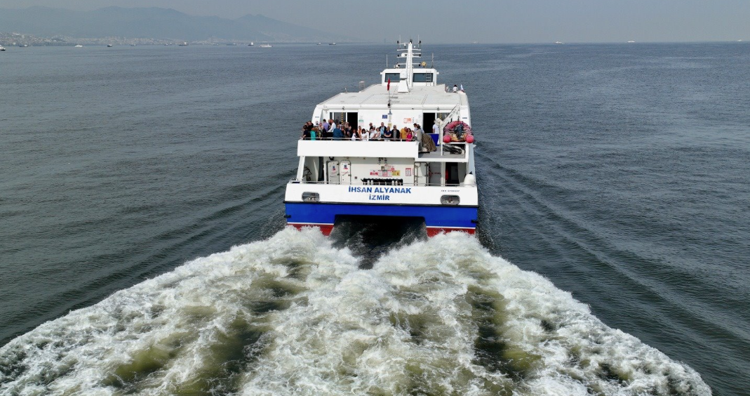 İzmir-Midilli hattında sezon açıldı