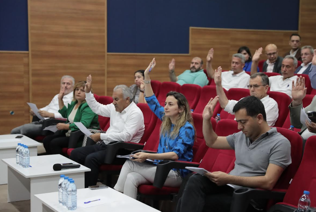 Aliağa Meclisi'nde stat hamlesi