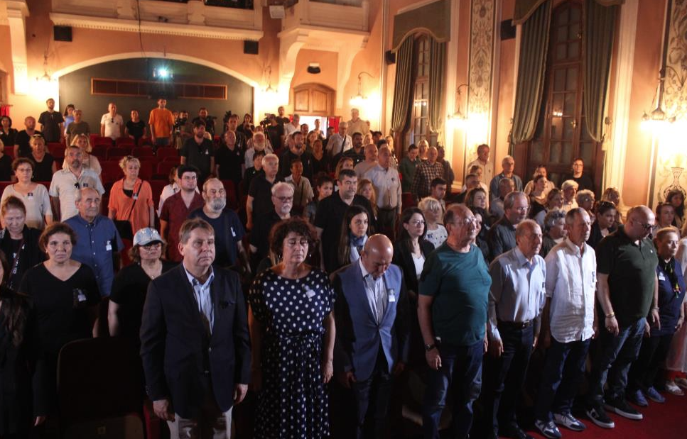 Kanto kraliçesi için anma töreni düzenlendi