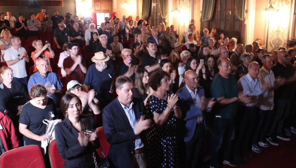 Kanto kraliçesi için anma töreni düzenlendi