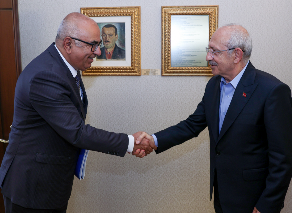 Kılıçdaroğlu, KESK yöneticileri ile bir araya geldi