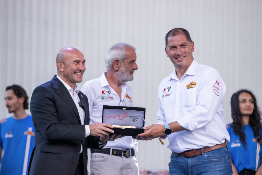 Soyer TransAnatolia Rally Raid ödül törenine katıldı