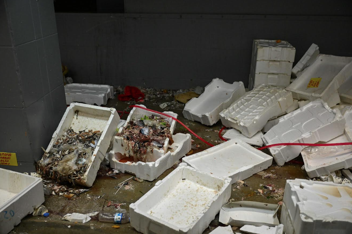 Başkan Eşki’den pazarcıya temizlik ve düzen tepkisi