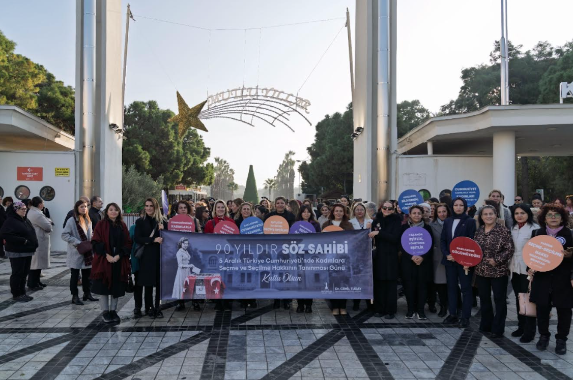 İzmir’in 'seçilmiş kadınları' sahada