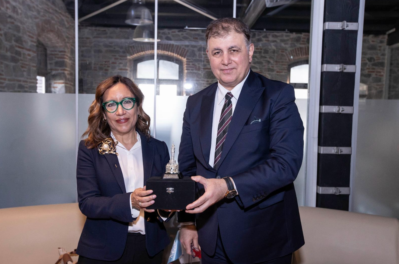 Roman gençler, Meslek Fabrikası’ndan mezun oldu