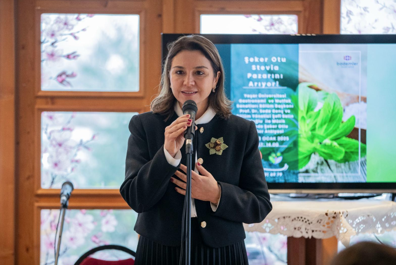 Başkan Tugay’dan “şeker” gibi destek