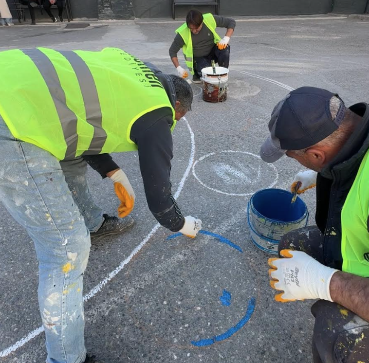 Menemen’de okul bahçeleri artık çok daha eğlenceli