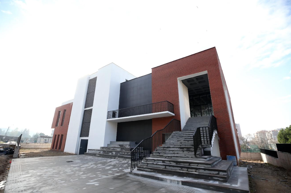 Karşıyaka’nın ilk taziye evi tamamlandı!