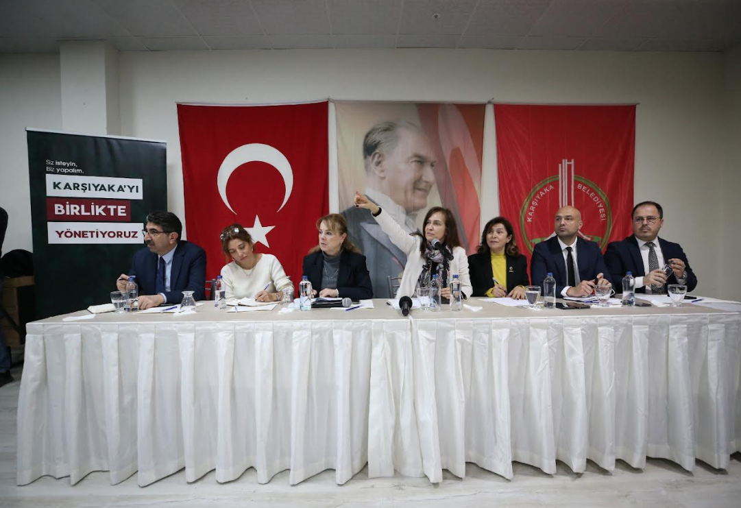 Başkan Ünsal, Karşıyaka’yı halkla birlikte yönetiyor