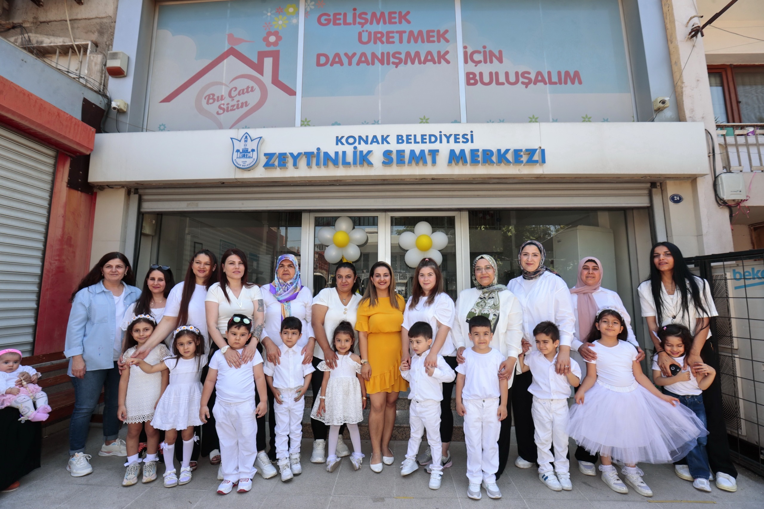 Mutlu Çocuklar’dan annelere sürpriz