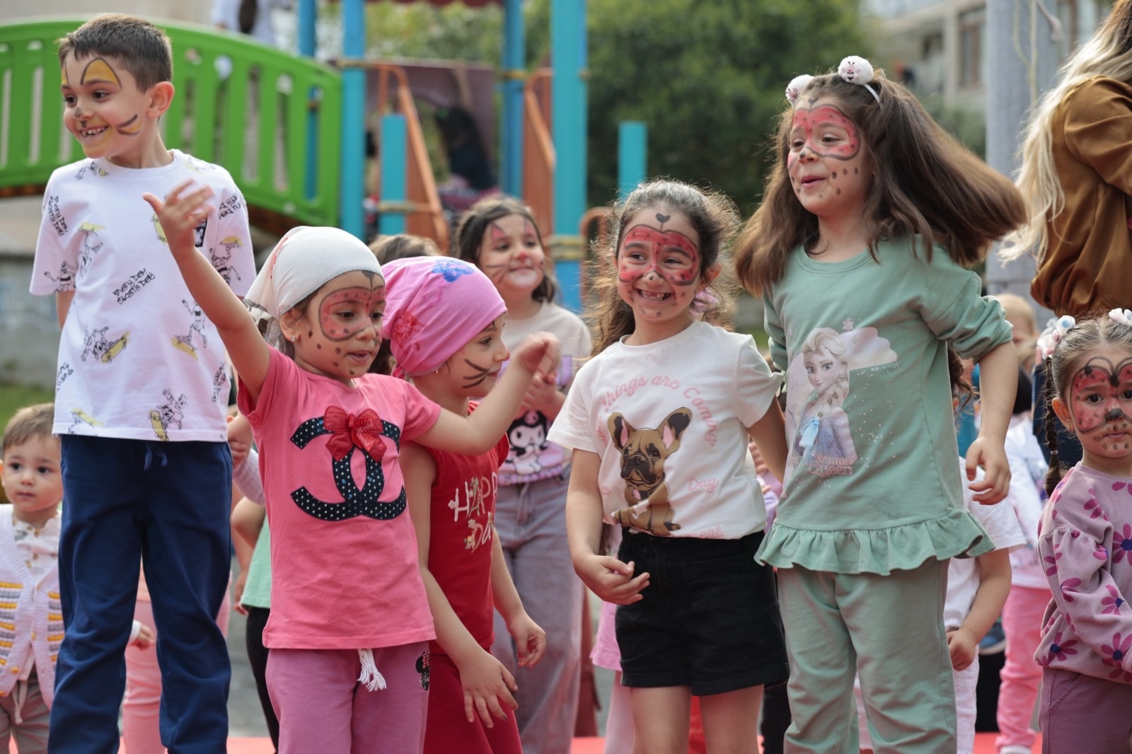 Başkan Mutlu çocukların bayram coşkusuna ortak oldu