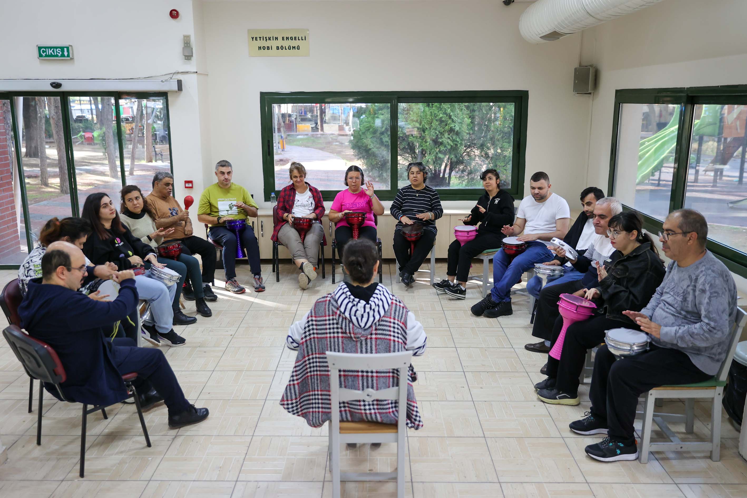 BUCA'DA ENGELLER RİTİMLE AŞILIYOR