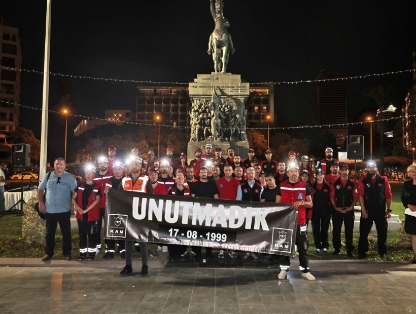 Konak’ta Sessiz Yürüyüş